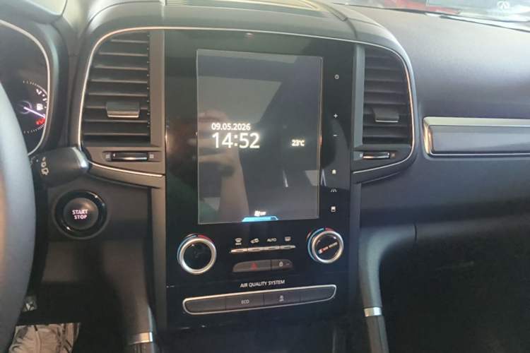 Used Renault Koleos 2018 2.5L Two-Wheel Drive Prestige Edition Audio And AC Panel