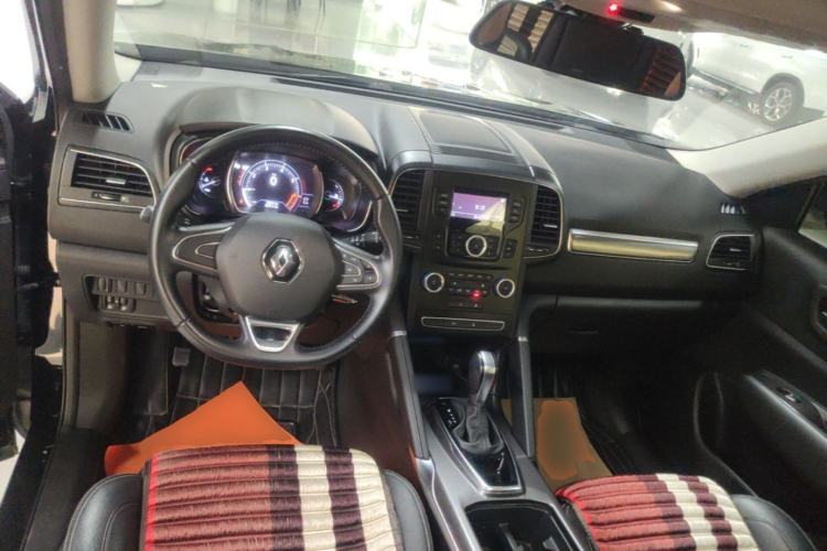 Used Renault Koleos 2018 2.0L Two-Wheel Drive Leading Edition Center Console