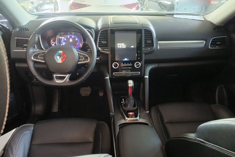 Used Renault Koleos 2018 2.5L Two-Wheel Drive Prestige Edition Center Console