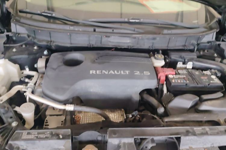 Used Renault Koleos 2018 2.5L Two-Wheel Drive Prestige Edition Engine Bay