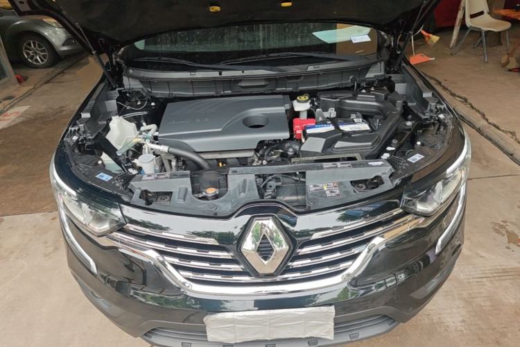 Used Renault Koleos 2018 2.0L Two-Wheel Drive Comfort Edition Engine Bay