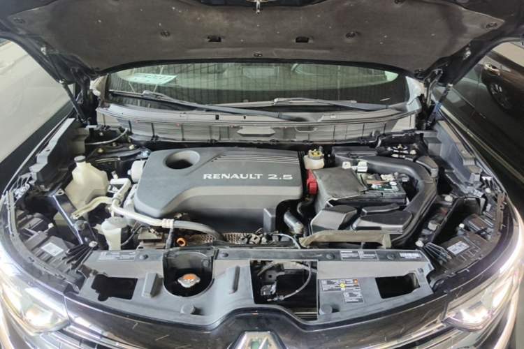 Used Renault Koleos 2018 2.5L Two-Wheel Drive Prestige Edition Engine Bay