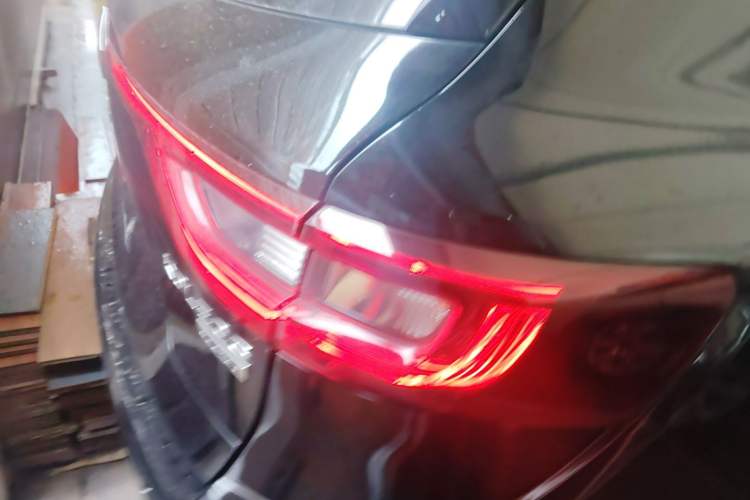 Used Renault Koleos 2018 2.5L Two-Wheel Drive Prestige Edition Exterior 3
