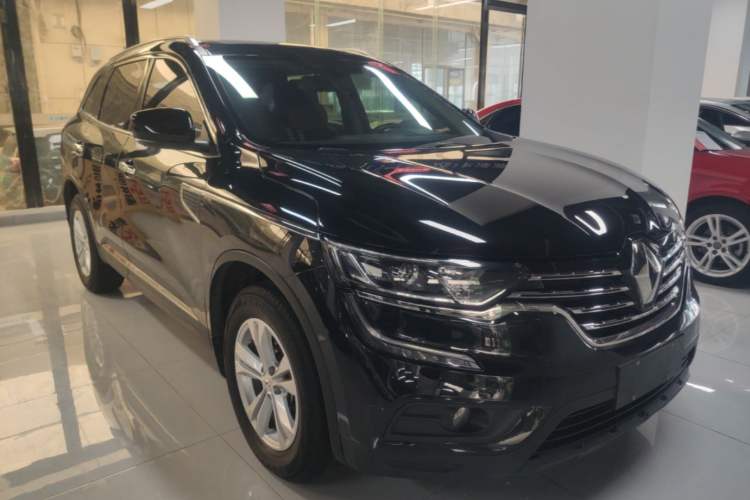 Used Renault Koleos 2018 2.0L Two-Wheel Drive Leading Edition Front Right 45 Deg