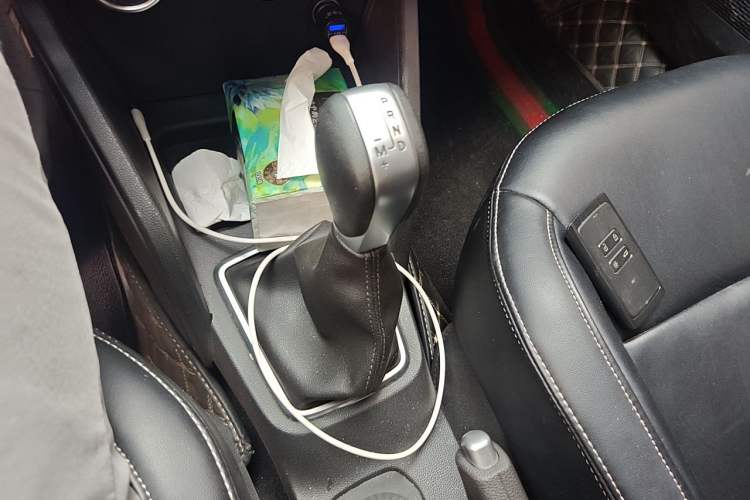 Used Renault Koleos  Gear Lever