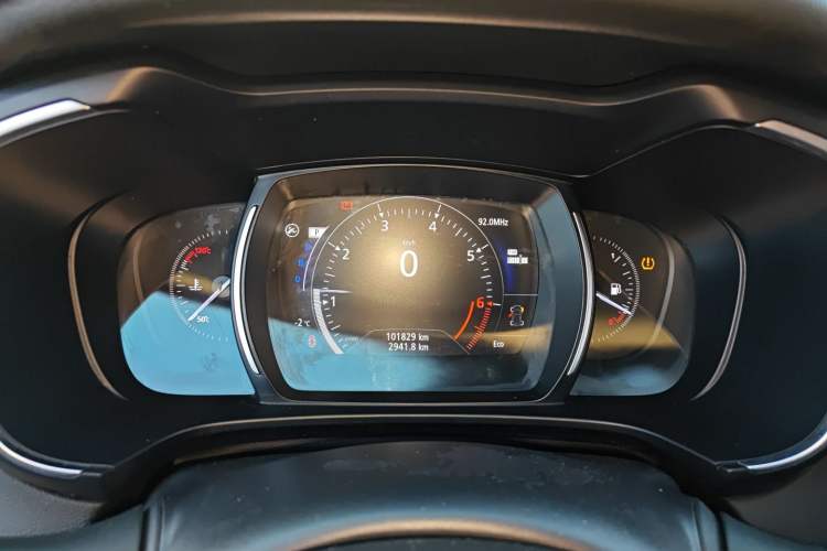 Used Renault Koleos 2018 2.0L Two-Wheel-Drive Luxury Edition Instrument Cluster