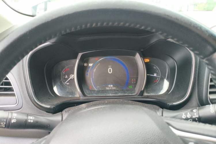 Used Renault Koleos 2018 2.0L Two-Wheel-Drive Luxury Edition Instrument Cluster