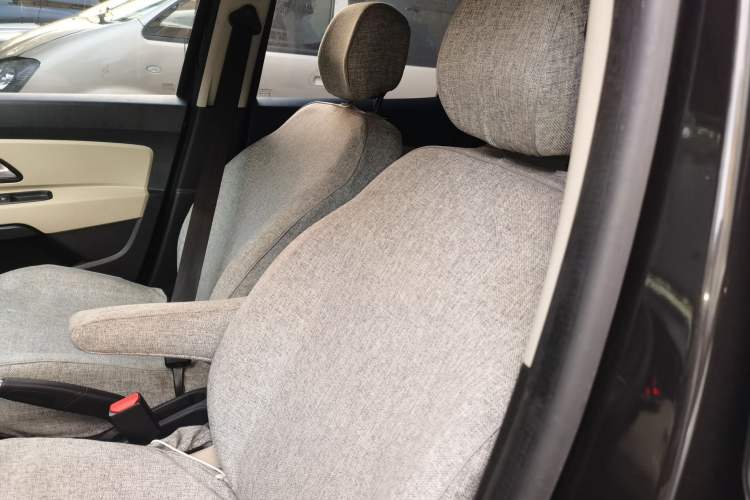 Used Renault Koleos  Left Front Seat