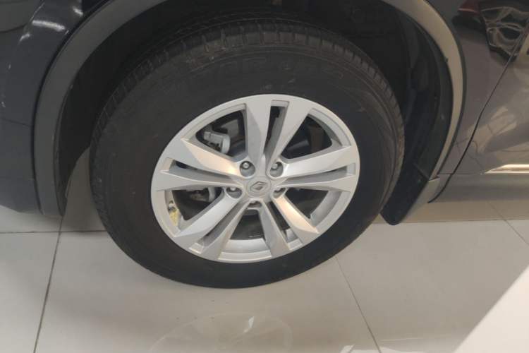 Used Renault Koleos 2018 2.0L Two-Wheel Drive Leading Edition Left Front Wheel Hub