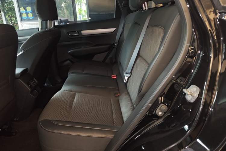 Used Renault Koleos 2018 2.0L Two-Wheel Drive Comfort Edition Left Rear Seat