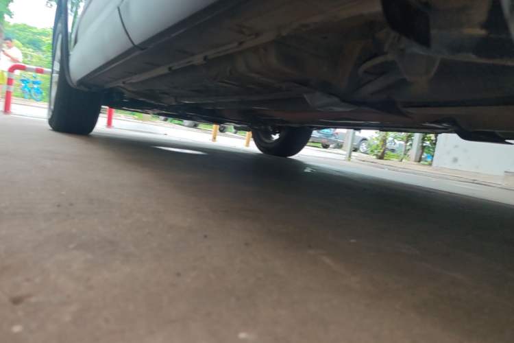 Used Renault Koleos 2018 2.0L Two-Wheel Drive Comfort Edition Left Side Sill