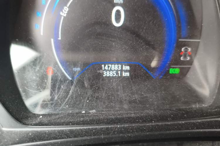 Used Renault Koleos 2018 2.0L Two-Wheel-Drive Luxury Edition Odometer Close Up