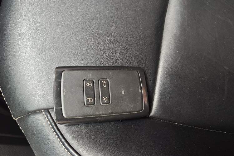 Used Renault Koleos  Vehicle Key