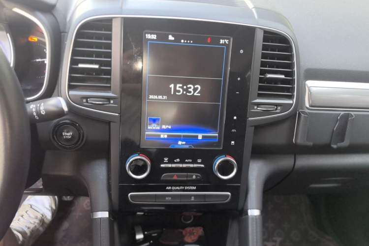 Used Renault Koleos 2018 2.0L Two-Wheel-Drive Luxury Edition Audio And AC Panel