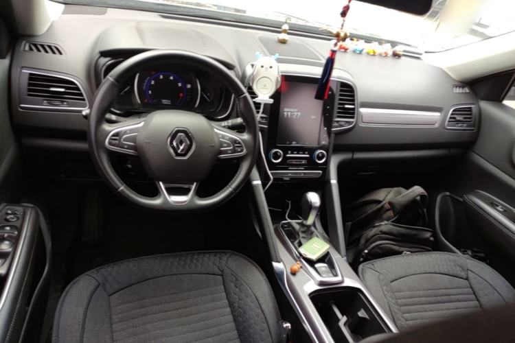 Used Renault Koleos 2018 2.0L Two-Wheel-Drive Luxury Edition Center Console