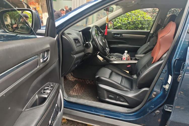 Used Renault Koleos 2018 2.5L Four-Wheel Drive Prestige Edition Driver Seat