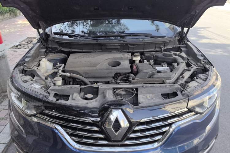 Used Renault Koleos 2018 2.0L Two-Wheel-Drive Luxury Edition Engine Bay