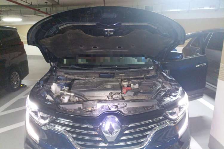Used Renault Koleos 2018 2.0L Two-Wheel-Drive Luxury Edition Engine Bay