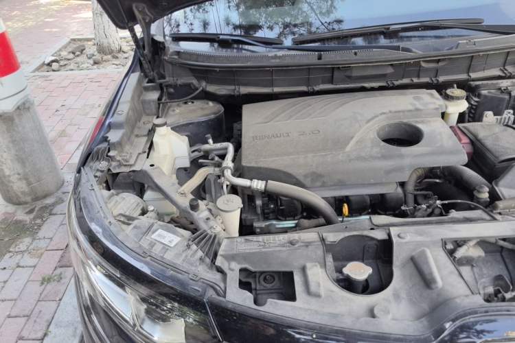 Used Renault Koleos 2018 2.0L Two-Wheel-Drive Luxury Edition Engine Bay Right