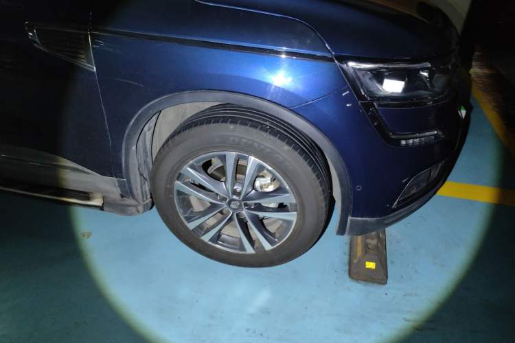 Used Renault Koleos 2018 2.5L Four-Wheel Drive Ultimate Edition Exterior 1