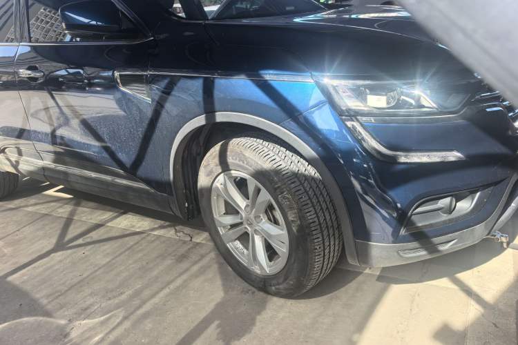 Used Renault Koleos 2018 2.0L Two-Wheel-Drive Luxury Edition Exterior 2