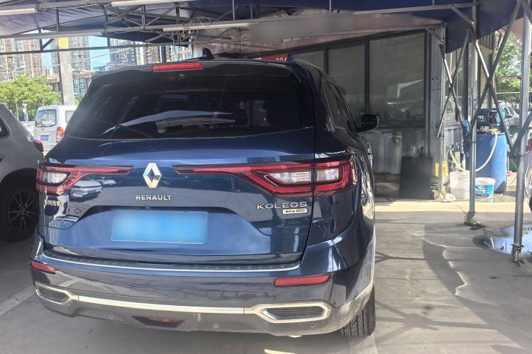 Used Renault Koleos 2018 2.0L Two-Wheel-Drive Luxury Edition Exterior 3