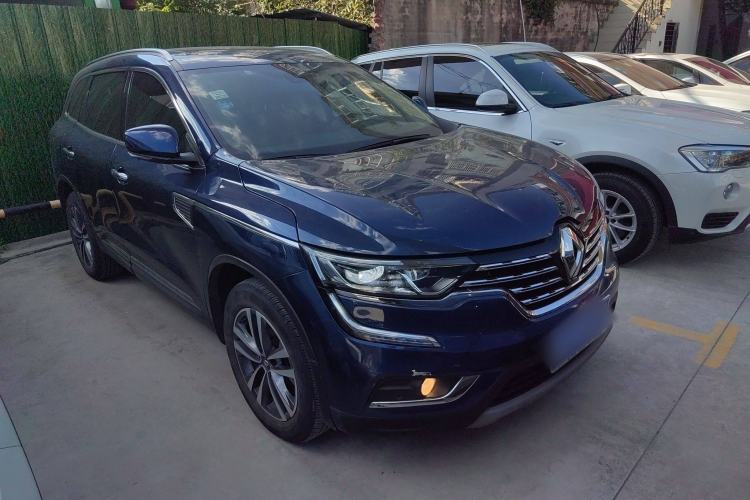 Used Renault Koleos 2018 2.5L Four-Wheel Drive Ultimate Edition Front Right 45 Deg