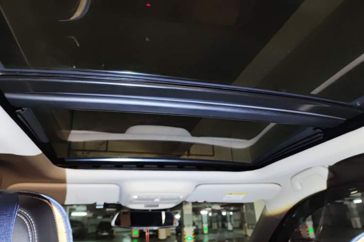 Used Renault Koleos 2018 2.5L Two-Wheel Drive Prestige Edition Headliner