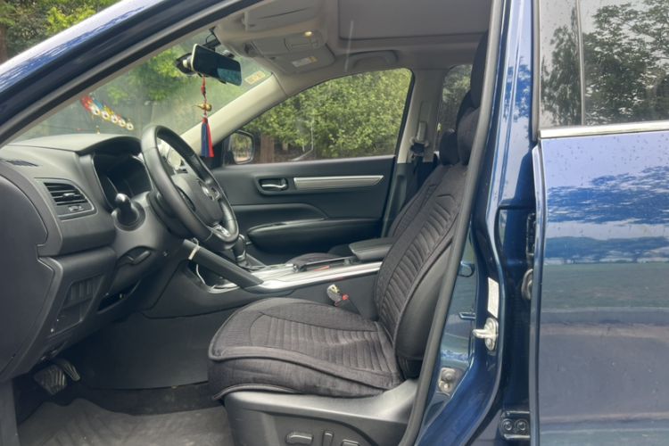 Used Renault Koleos 2018 2.0L Two-Wheel-Drive Luxury Edition Interior 2