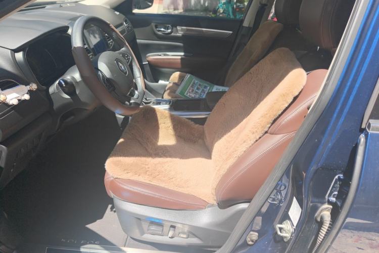 Used Renault Koleos 2018 2.0L Two-Wheel-Drive Luxury Edition Left Front Seat