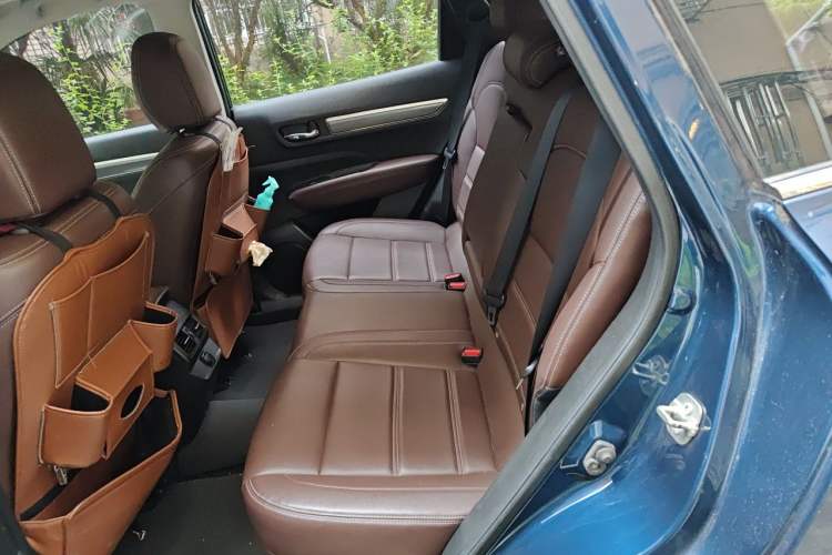 Used Renault Koleos 2018 2.0L Two-Wheel-Drive Luxury Edition Left Rear Seat