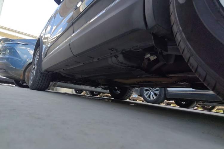 Used Renault Koleos 2018 2.5L Four-Wheel Drive Ultimate Edition Left Side Sill