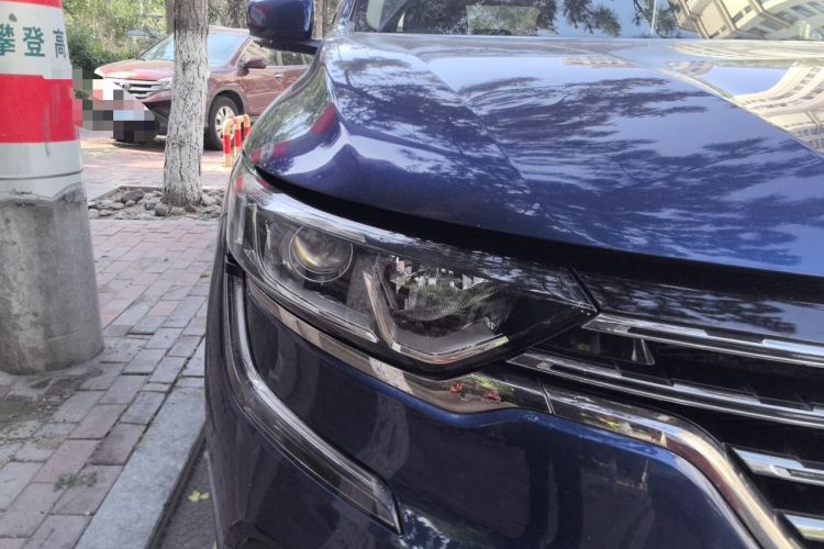 Used Renault Koleos 2018 2.0L Two-Wheel-Drive Luxury Edition Right Front Headlight