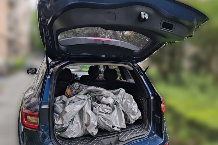 Used Renault Koleos 2018 2.0L Two-Wheel-Drive Luxury Edition Trunk
