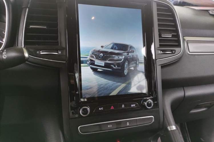 Used Renault Koleos 2018 2.0L Two-Wheel Drive Leading Edition Audio And AC Panel