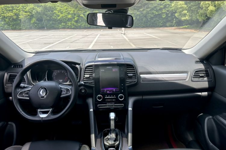 Used Renault Koleos 2018 2.0L Two-Wheel-Drive Luxury Edition Audio And AC Panel