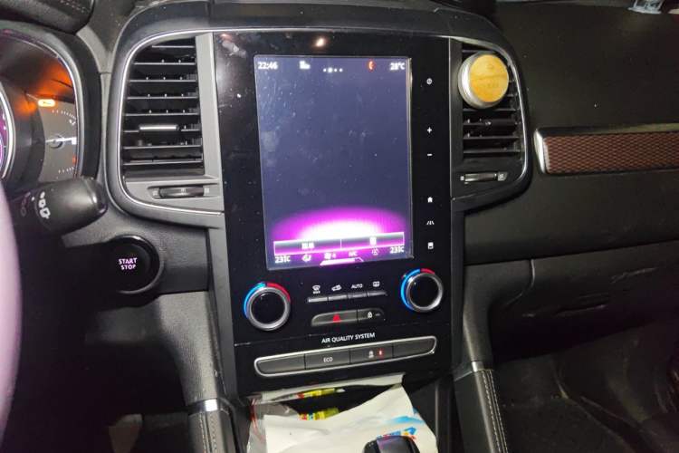Used Renault Koleos 2018 2.5L Two-Wheel Drive 120th Anniversary Limited Edition Audio And AC Panel