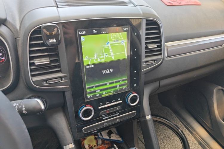 Used Renault Koleos 2018 2.0L Two-Wheel-Drive Luxury Edition Audio And AC Panel