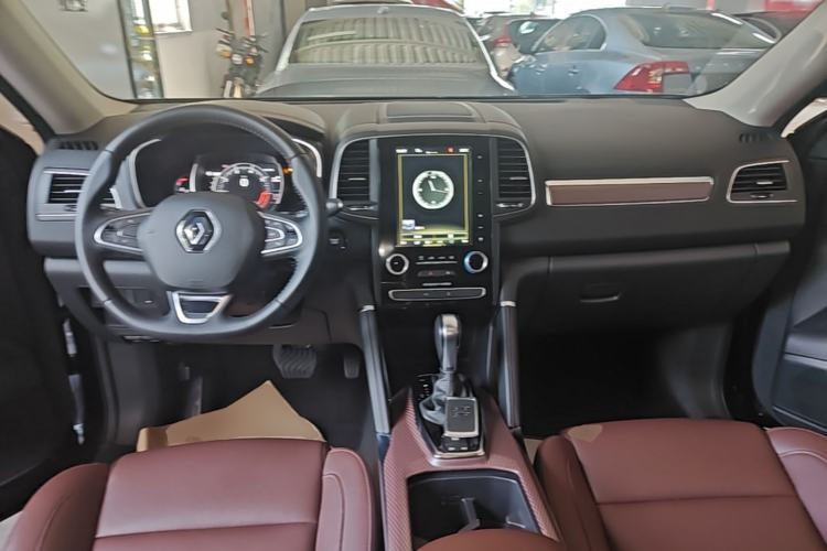 Used Renault Koleos 2018 2.0L Two-Wheel Drive 120th Anniversary Limited Edition Center Console