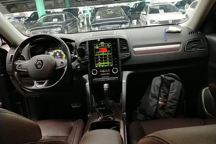 Used Renault Koleos 2018 2.5L Two-Wheel Drive 120th Anniversary Limited Edition Center Console