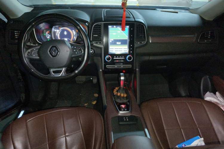 Used Renault Koleos 2018 2.0L Two-Wheel Drive 120th Anniversary Limited Edition Center Console