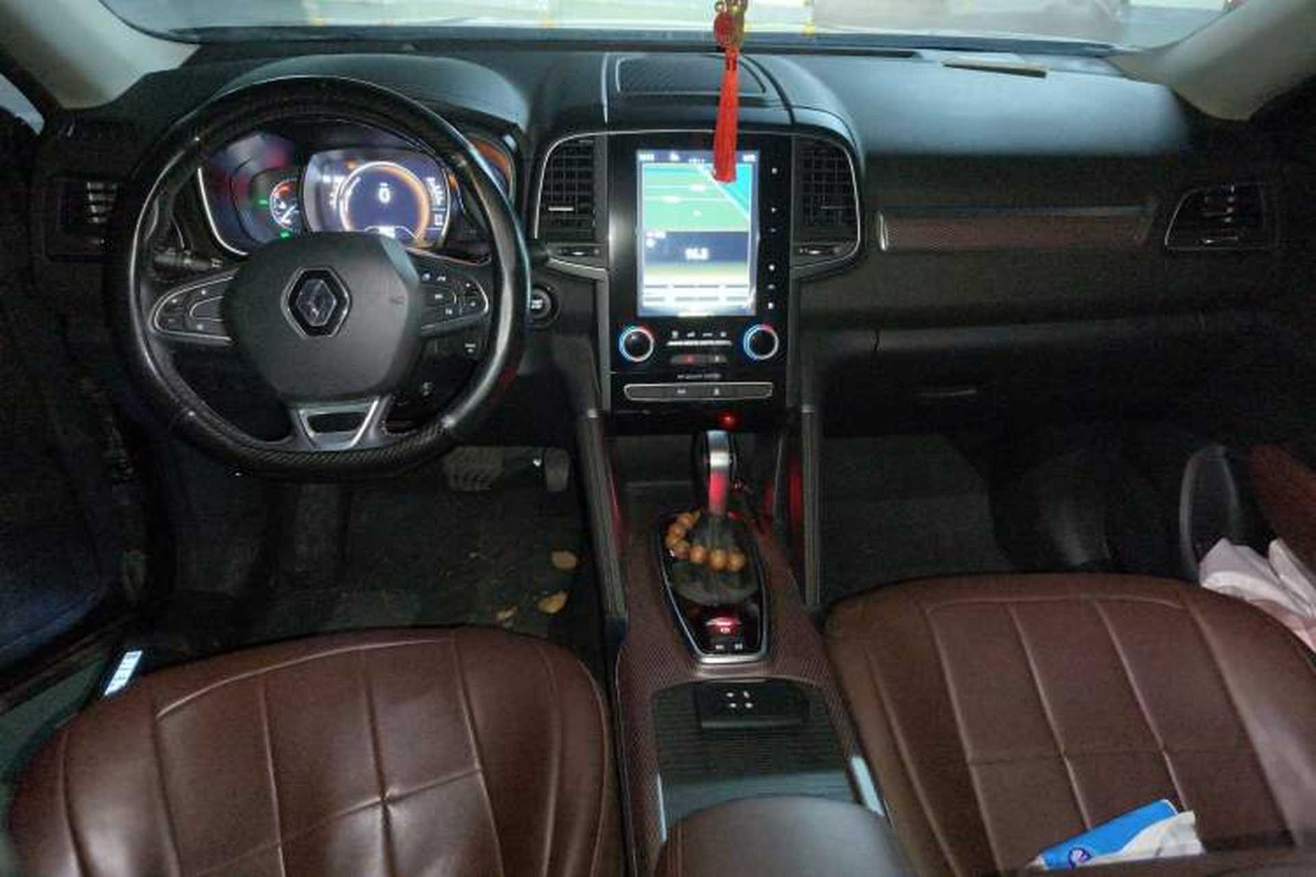 Used Renault Koleos 2018 2.0L Two-Wheel Drive 120th Anniversary Limited Edition Center Console