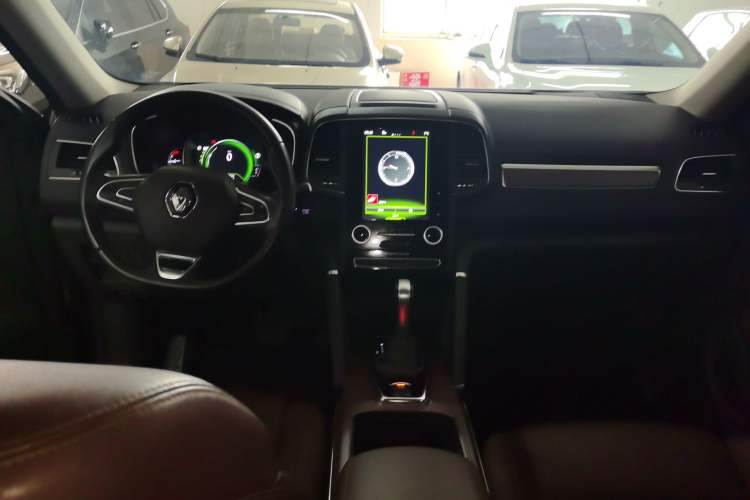 Used Renault Koleos 2018 2.0L Two-Wheel Drive 120th Anniversary Limited Edition Center Console