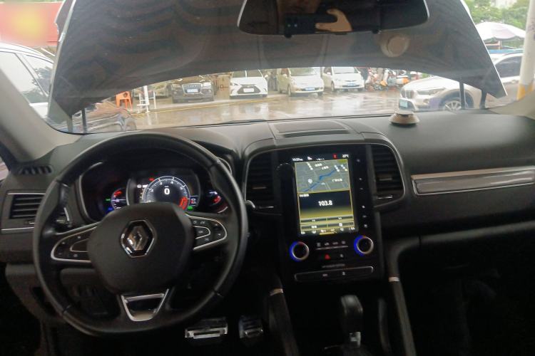 Used Renault Koleos 2018 2.5L Two-Wheel Drive Prestige Edition Center Console