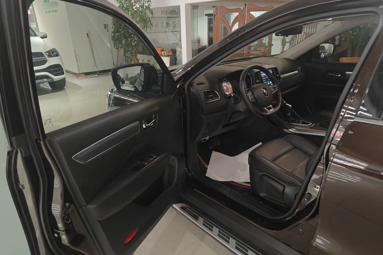 Used Renault Koleos 2018 2.0L Two-Wheel Drive Leading Edition Driver Seat