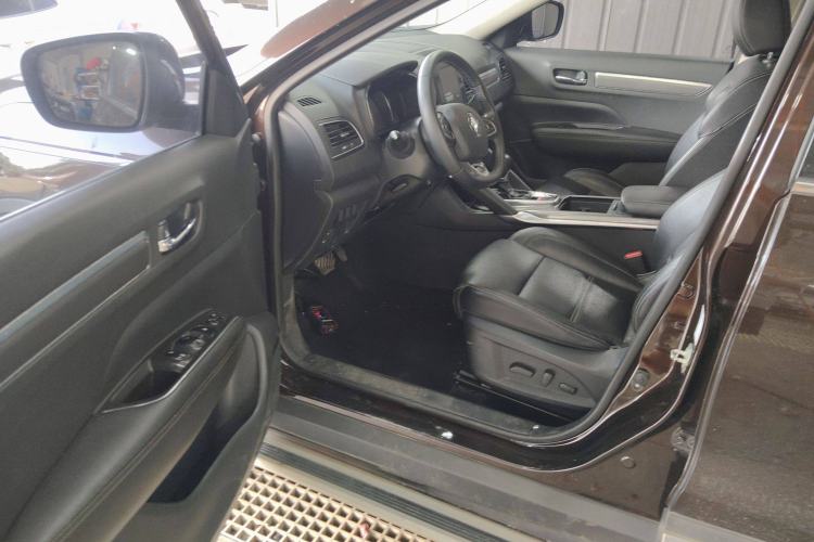 Used Renault Koleos 2018 2.0L Two-Wheel-Drive Luxury Edition Driver Seat