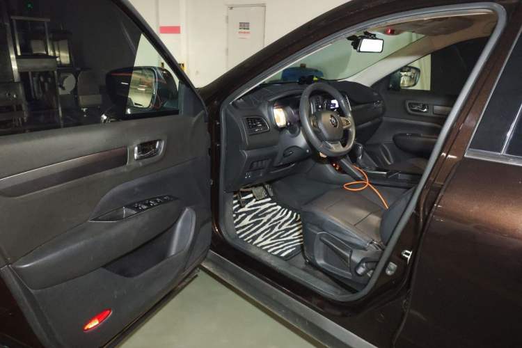 Used Renault Koleos 2018 2.0L Two-Wheel Drive Comfort Edition Driver Seat