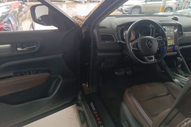 Used Renault Koleos 2018 2.5L Two-Wheel Drive Prestige Edition Driver Seat
