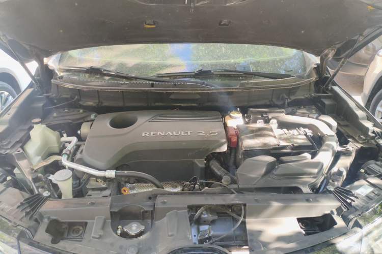 Used Renault Koleos 2018 2.5L Two-Wheel Drive Prestige Edition Engine Bay