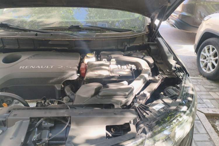 Used Renault Koleos 2018 2.5L Two-Wheel Drive Prestige Edition Engine Bay Left